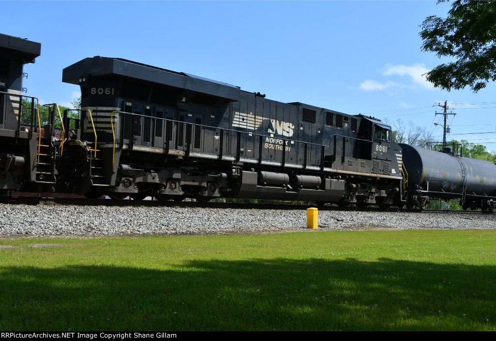 NS 8061 Roster shot.